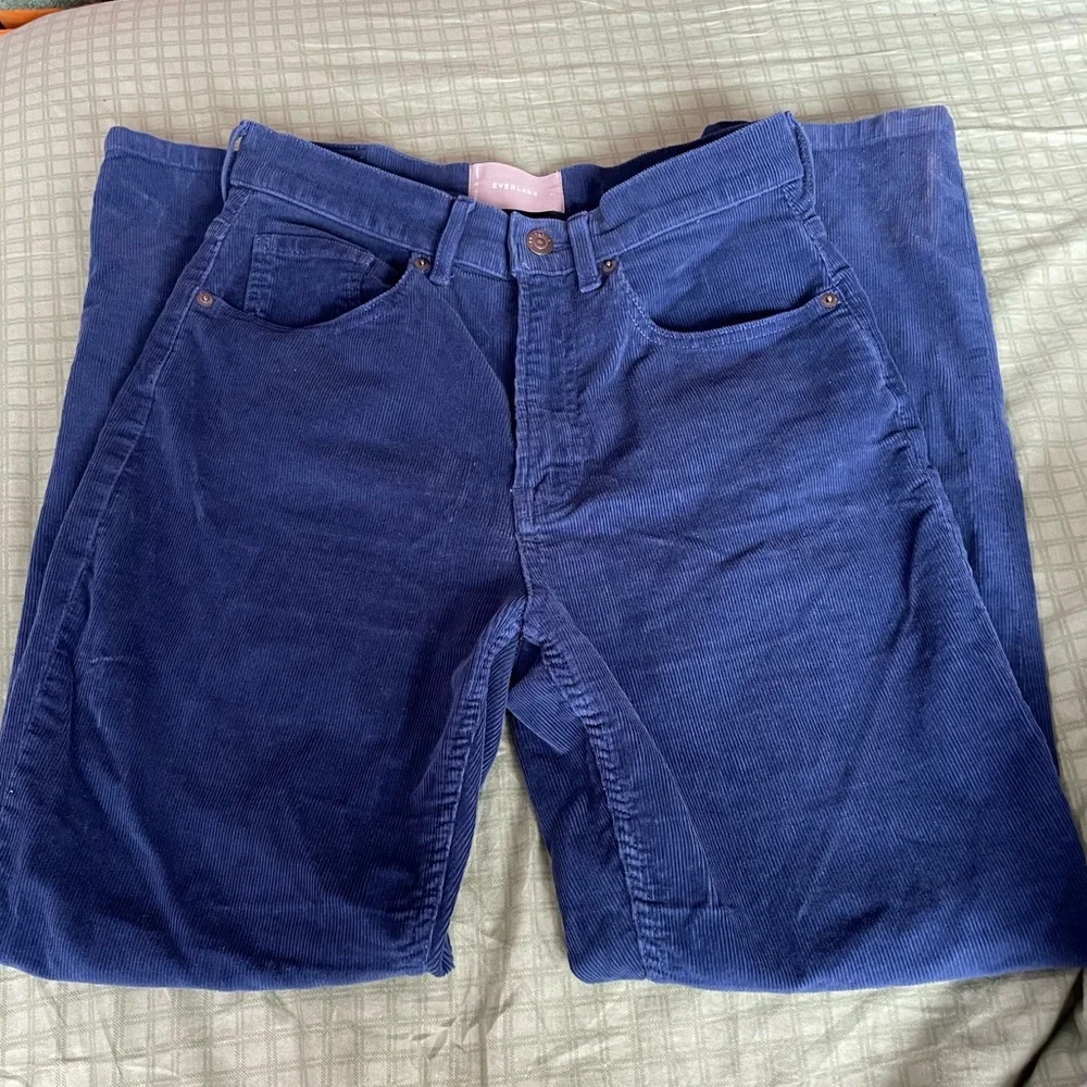(SOLD) Everlane Corduroy Jeans Barely Worn 27 - Picture 1 of 4